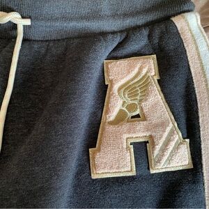 No Boundaries Black w/Pink Accents lined sweat pants. Size XXL